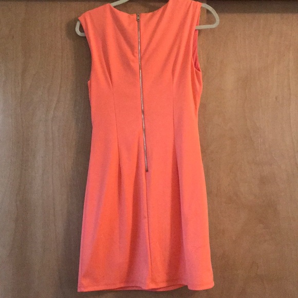 Salmon cross cross derail dress - Picture 3 of 4